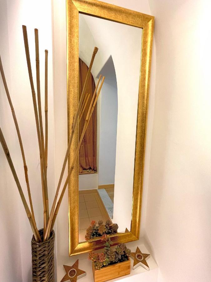Vialunga Apartment In The Old Town Bordighera Luaran gambar