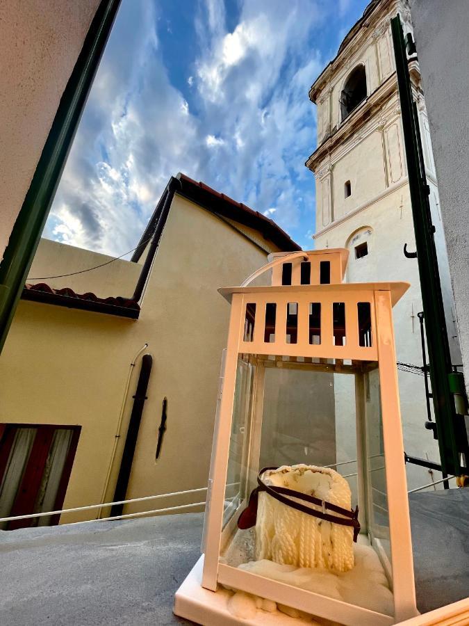 Vialunga Apartment In The Old Town Bordighera Luaran gambar