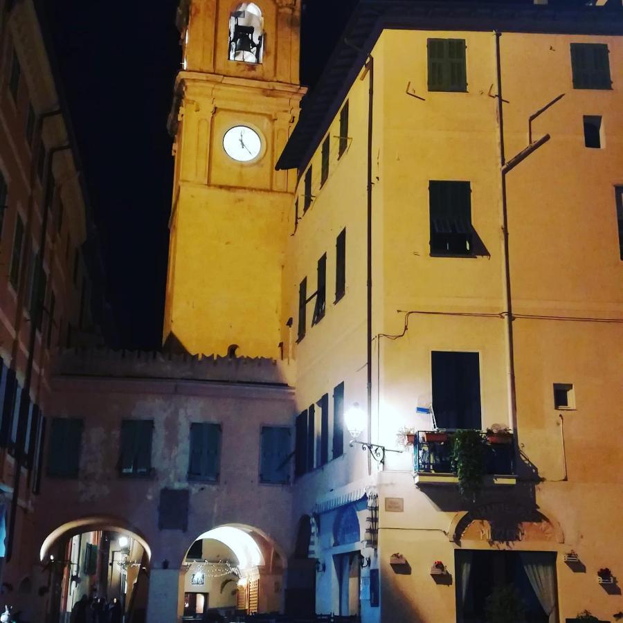 Vialunga Apartment In The Old Town Bordighera Luaran gambar